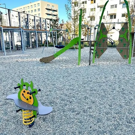 S Klimatizaciou A Balkonom Pri Letisku Bts * Братислава