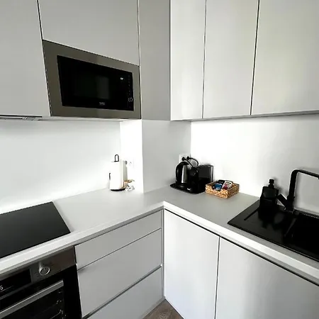 公寓 S Klimatizaciou A Balkonom Pri Letisku Bts