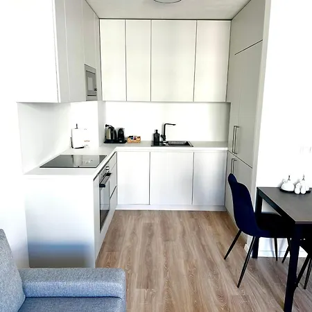 公寓 S Klimatizaciou A Balkonom Pri Letisku Bts