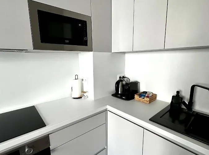 Appartement S Klimatizaciou A Balkonom Pri Letisku Bts