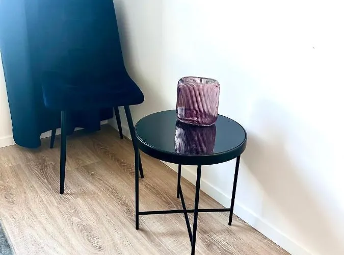 S Klimatizaciou A Balkonom Pri Letisku Bts