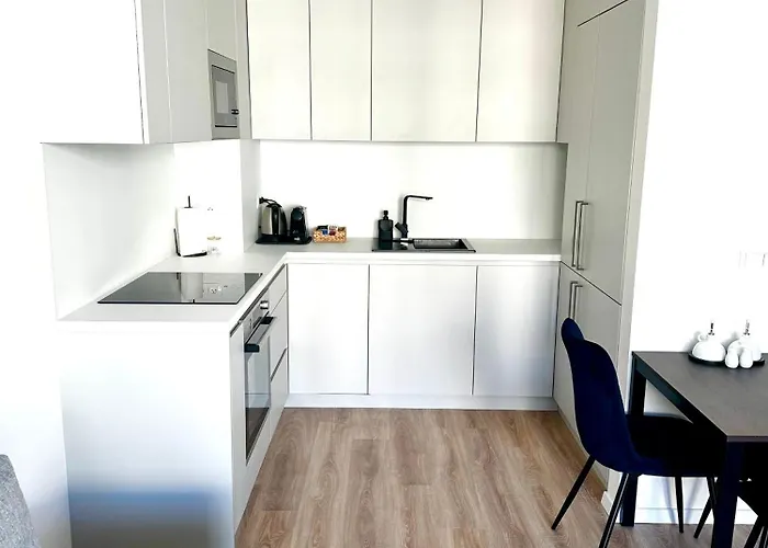 Apartmán S Klimatizaciou A Balkonom Pri Letisku Bts